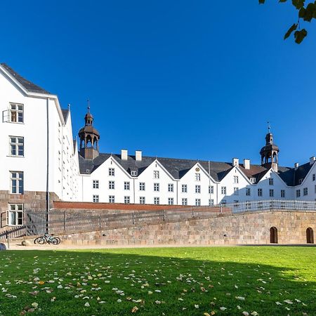 Mooi: Fantastisches Apartment Mit Seeblick Und Stil, Netflix Plön Eksteriør bilde